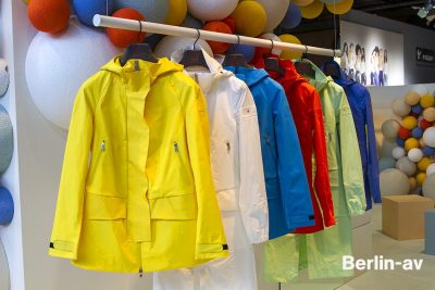 Regenjacken von Peuterey - Premium Modemesse 2017